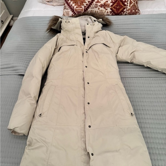 NORTH FACE long down filled parka - Picture 13 of 17